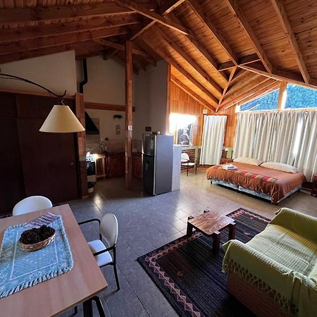 Rio Mel Lodge Villa Meliquina Eksteriør billede